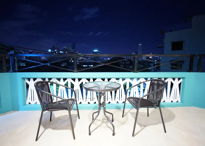 Urban Hostel กรุงเทพมหานคร